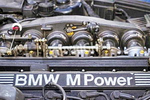 Ремонт двигателя BMW в Москве